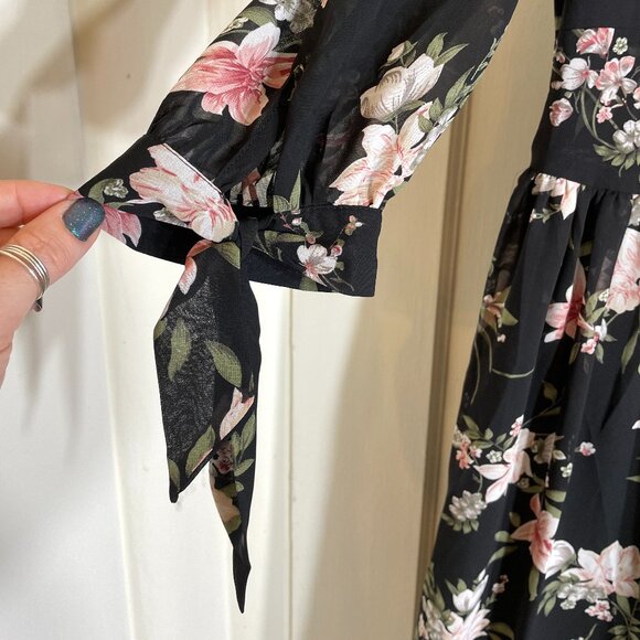 Unique Vintage - Black Floral Chiffon Dress - Size XL/14 - Picture 7 of 9